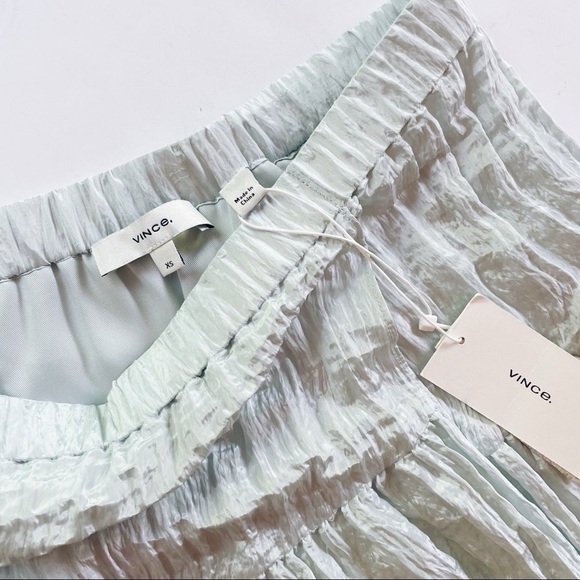 NEW Vince Tiered Asymmetric Skirt Crinkle Mint - Picture 10 of 11